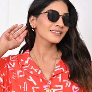 Hollow Teardrop Pearl Dangle Gold Necklace